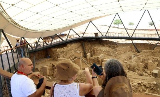Göbeklitepe’de ziyaretçi akını.
